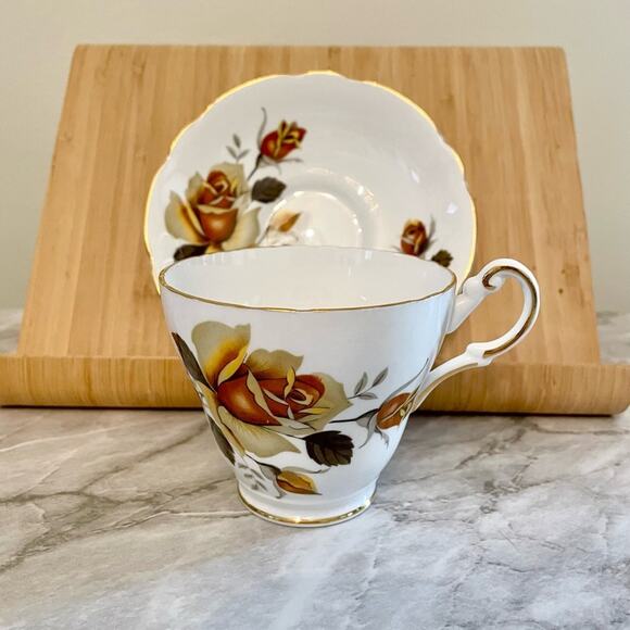 Vintage Teacup/Saucer Yellow Rose Regency English Bone China | Circa 1950 - Picture 3 of 9